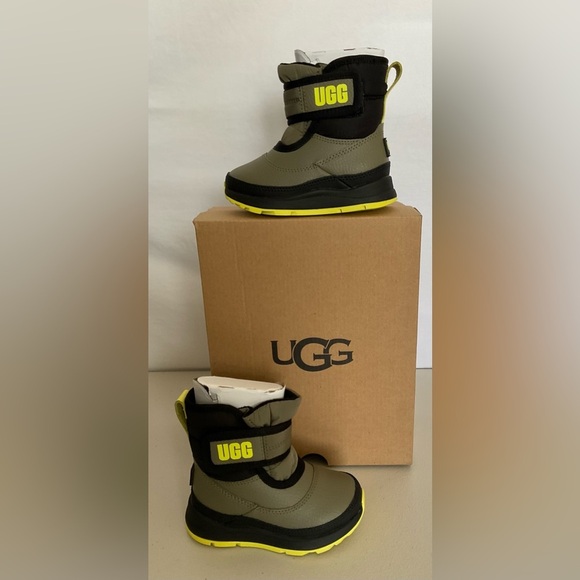 UGG Black and Green Rain & Snow Boots - Picture 1 of 12